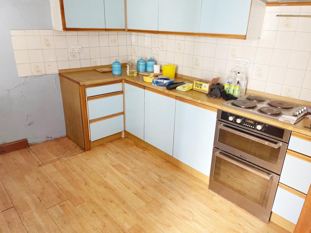 Lot: 119 - LEASEHOLD HOUSE FOR IMPROVEMENT -